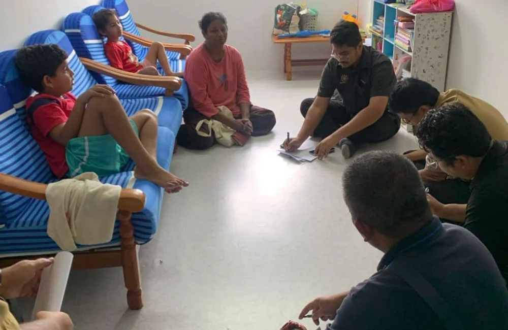 photo_6127291905042660423_y_rs